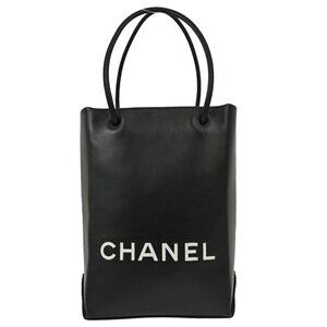 Chanel Black Calfskin Essential Tote Bag 133408